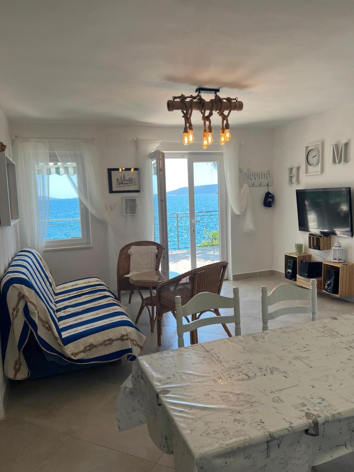 Villa Amarela Seget Vranjica