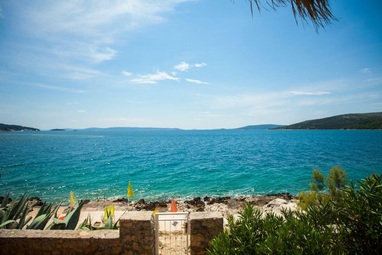 Amarela Villa Seget Vranjica