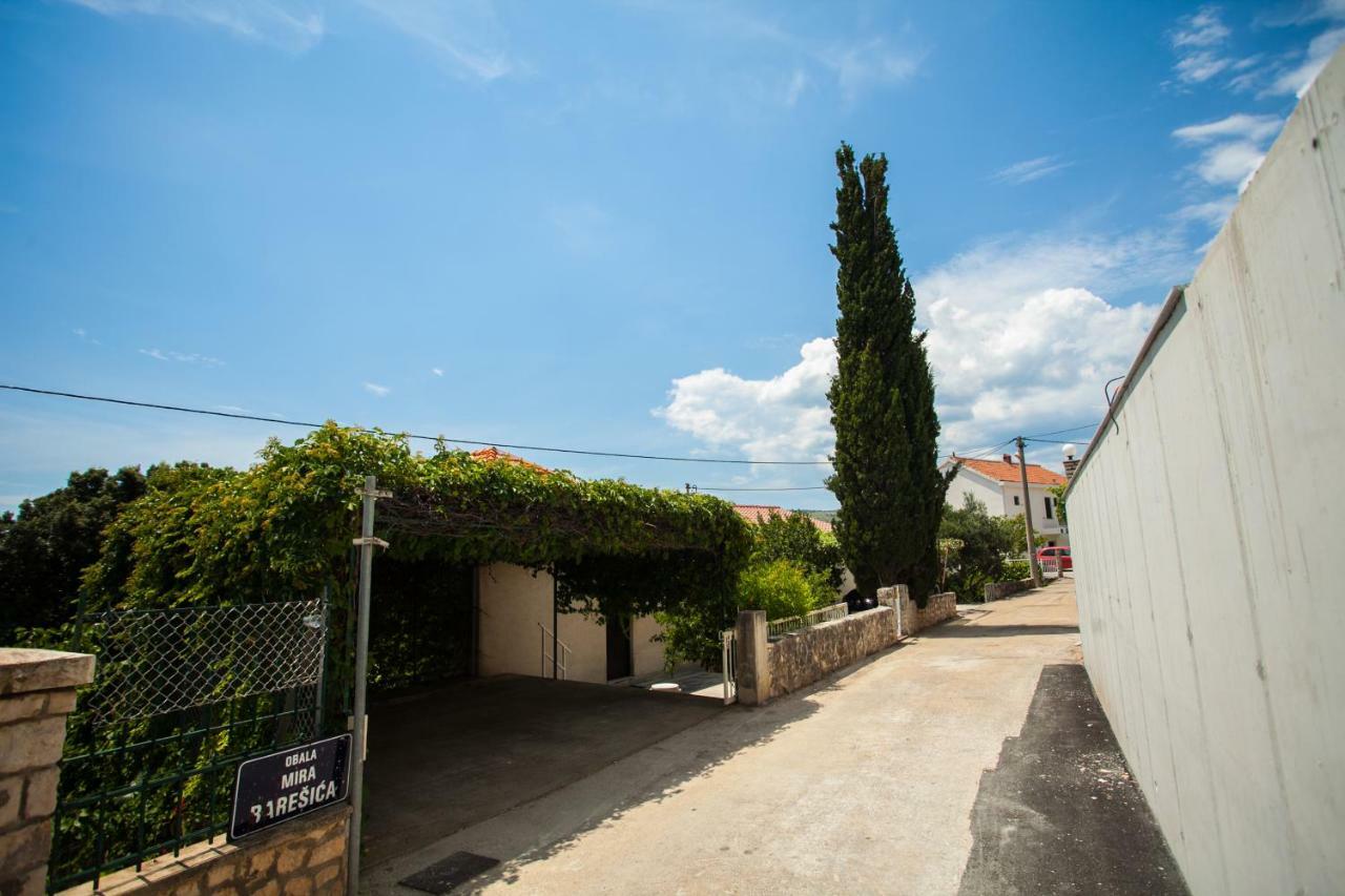 Amarela Villa Seget Vranjica