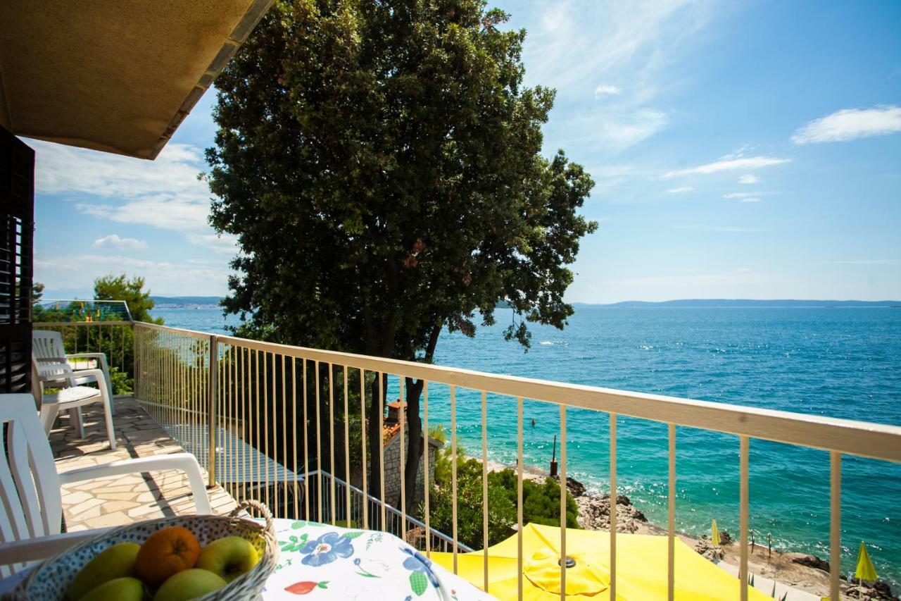 Villa Amarela
